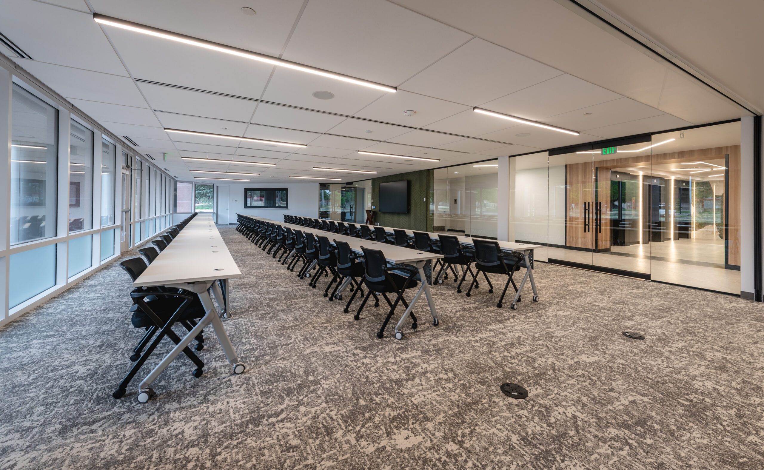 Metropoint lobby Denver, tenant improvement
